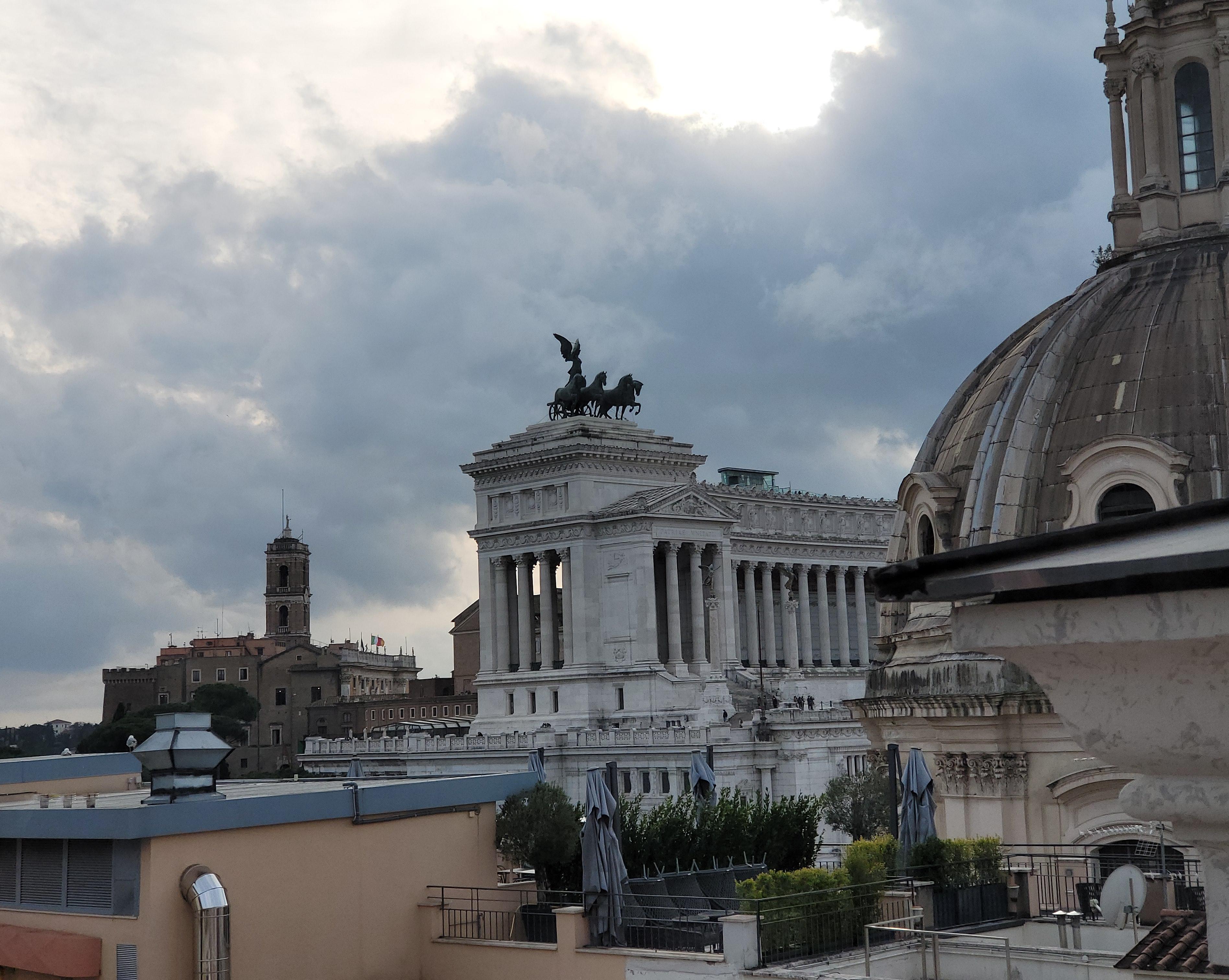 H10 Palazzo Galla Rome Exterior photo