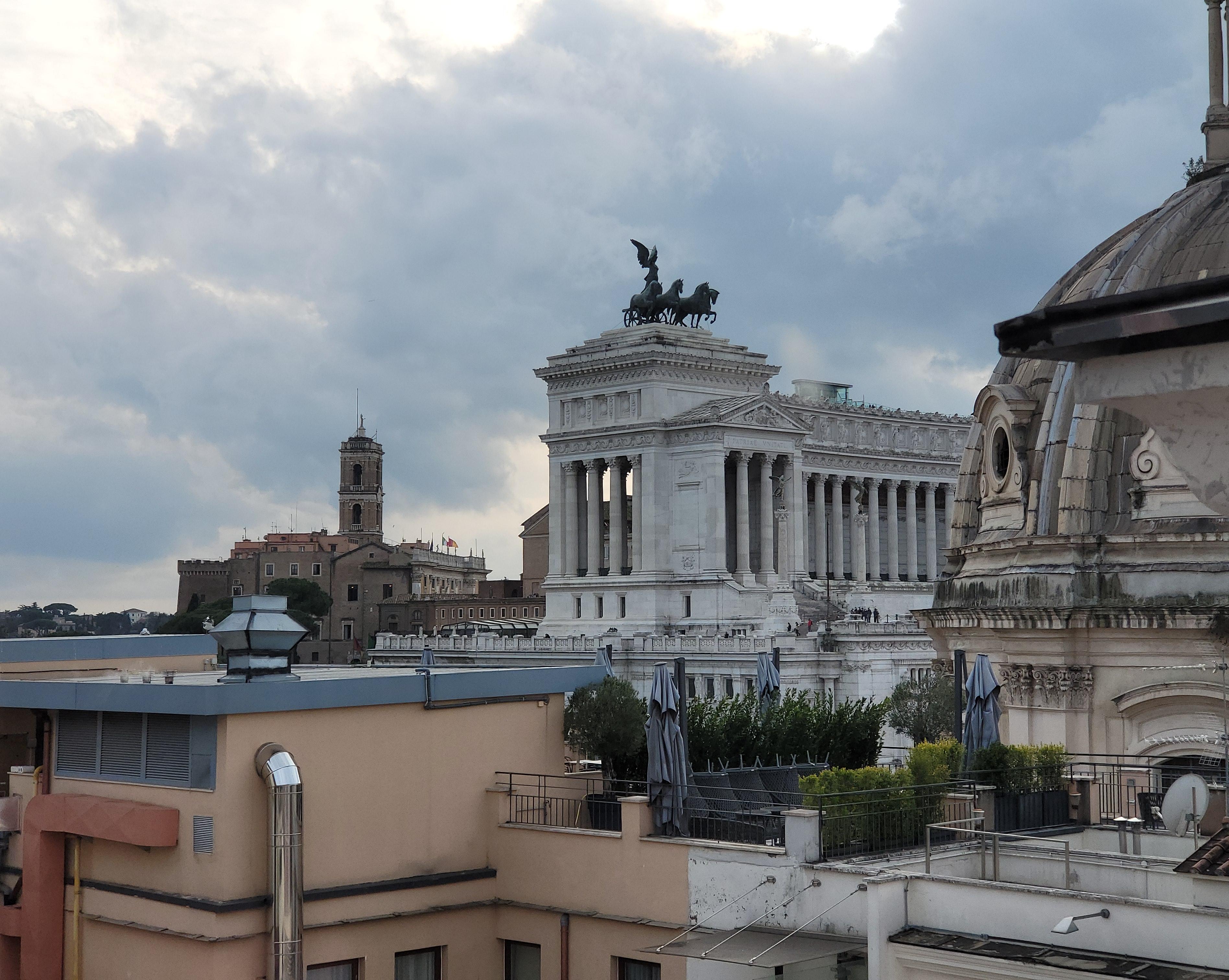 H10 Palazzo Galla Rome Exterior photo